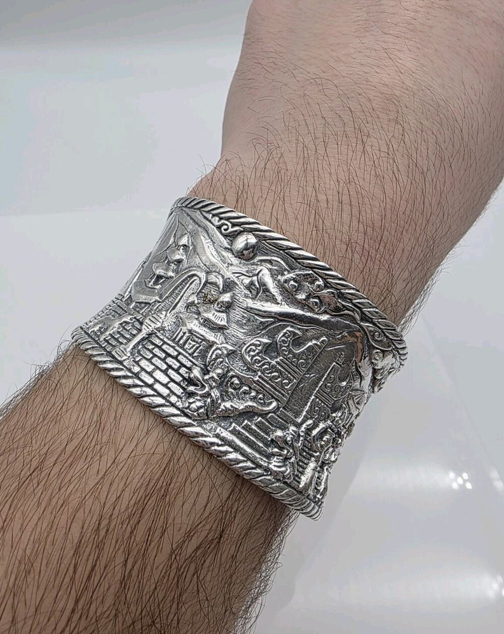 Agung Cuff Sterling Silver 925 Bracelet Made By Samuel B